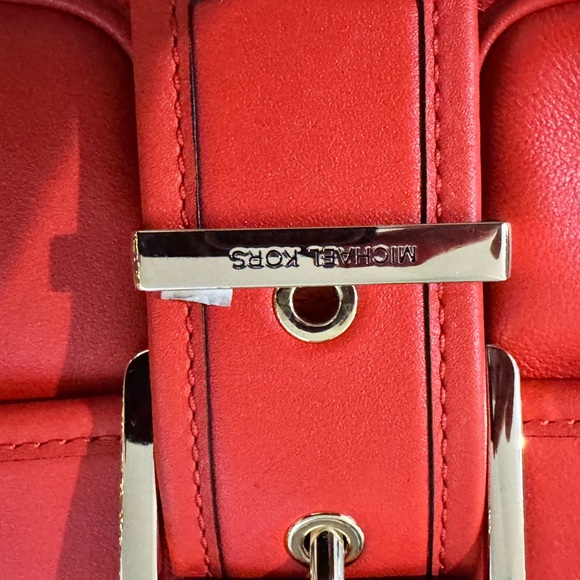Michael Kors Orange Leather Shoulder Bag - Picture 5 of 9